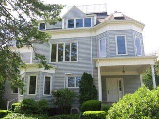 180 Main St Unit 30, Vineyard Haven, MA 02568