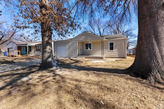 2208 S Estelle Ave, Wichita, KS 67211