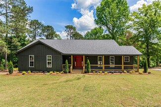 566 Davis Spur Rd, Hope Hull, AL 36043