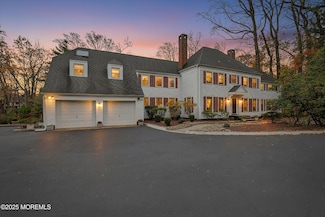 45 Galloping Hill Cir, Holmdel, NJ 07733
