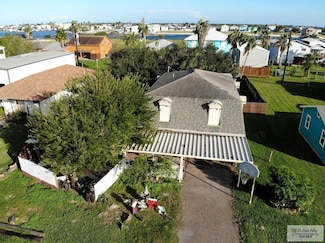 946 Mansfield Dr, Port Mansfield, TX 78598