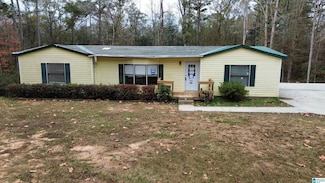 785 Marvin Parker Rd, Ozark, AL 36360