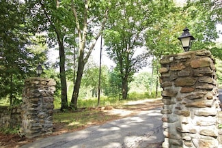 Lot 1A/2A Winsor Rd, Lancaster, MA 01523