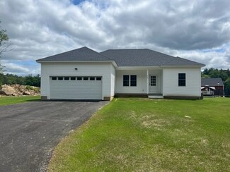 263 Cournoyer Blvd, Southbridge, MA 01550