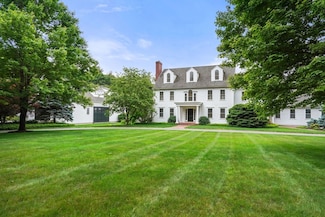 10 Queen Anne Rd, Hopkinton, MA 01748