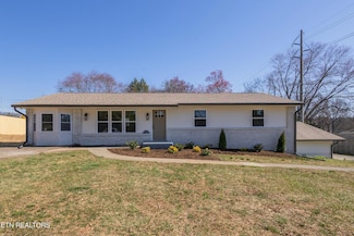 838 Whitehall Rd, Knoxville, TN 37909