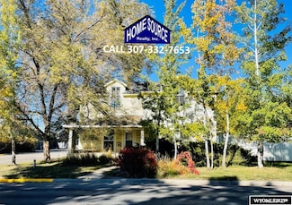 596 Garfield St, Lander, WY 82520