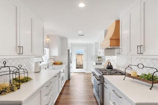 13736 Tobiasson Rd, Poway, CA 92064