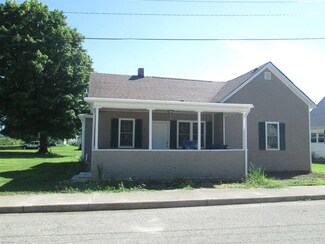 311 Apple St, Argos, IN 46501