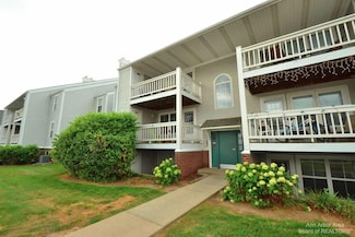 123 Fieldcrest St Unit 203, Ann Arbor, MI 48103