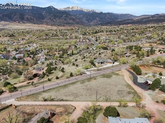 1731 Mesa Rd, Colorado Springs, CO 80904