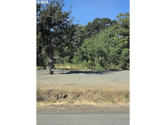 751 E Happy Valley Rd, Green, OR 97471