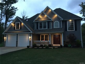 1768 Lakeview Rd, Lake View, NY 14085