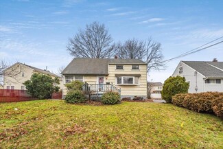 34 Bradford Place, Iselin, NJ 08830