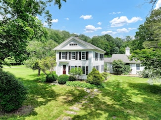 42 Beeney Rd, New Hartford, CT 06057