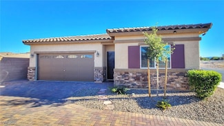 5652 Redwood St, Las Vegas, NV 89118