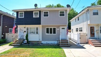 122 Stobe Ave, Staten Island, NY 10306