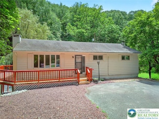201 Andreas Rd, Andreas, PA 18211