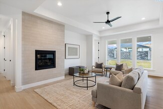 4135 N Clover Rd Unit 100, Kennewick, WA 99338