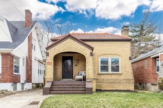 5511 Warren Ave, Cincinnati, OH 45212