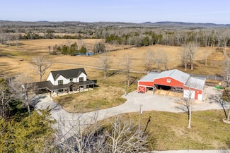 2824 Robert Truelove Rd, Columbia, TN 38401