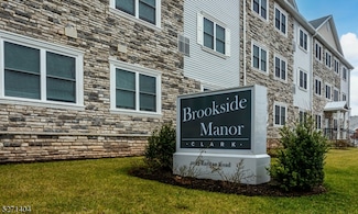 1025 Raritan Rd Unit 303, Clark, NJ 07066