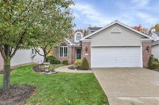 7284 W Baldwin Reserve Dr, Cleveland, OH 44130