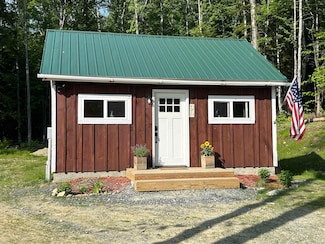 103 Bear Hill Rd W, Ludlow, VT 05149