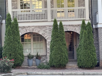 963 Forrest St, Roswell, GA 30075