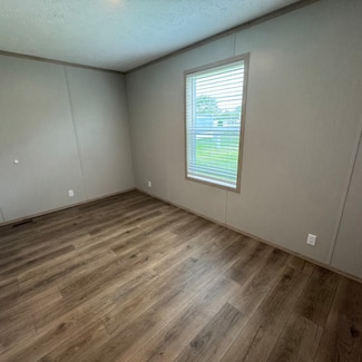 2800 W Memorial Dr Unit 128, Muncie, IN 47302