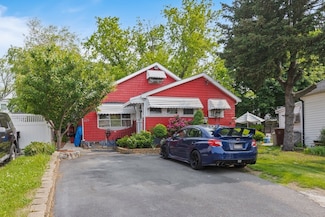 439 Vane St, Revere, MA 02151