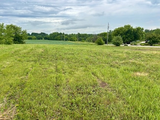 7087 Nenno Rd, Allenton, WI 53002