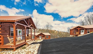 921,22,27 Statham Way, Gatlinburg, TN 37738