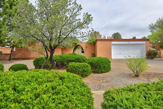 7424 La Jara Ct NE, Albuquerque, NM 87109