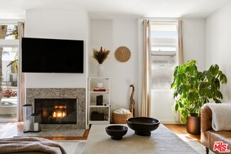 401 N Serrano Ave Unit 101, Los Angeles, CA 90004