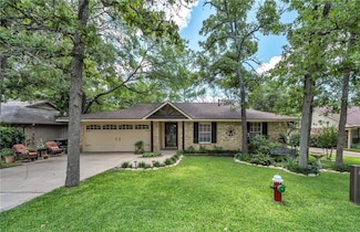 3016 Westwood Main Dr, Bryan, TX 77807