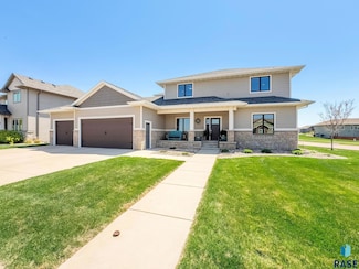9207 W Lakeside Dr, Sioux Falls, SD 57107