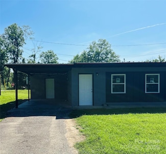 43 Hawkins Rd Unit 1, Marion, NC 28752