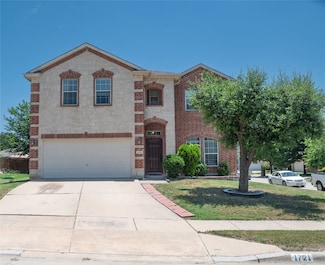 1721 Grassy View Dr, Fort Worth, TX 76177