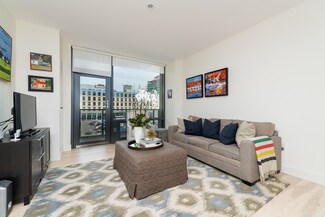 32 Traveler St Unit 312, Boston, MA 02118