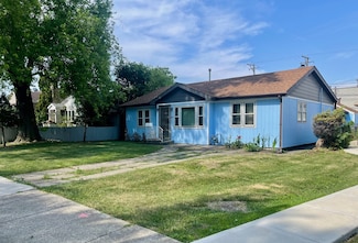 4930 S Luna Ave, Chicago, IL 60638