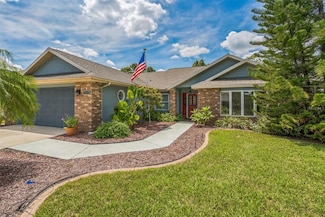 1403 Ventana Dr, Ruskin, FL 33573