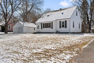 1520 Laurie Rd E, Saint Paul, MN 55109