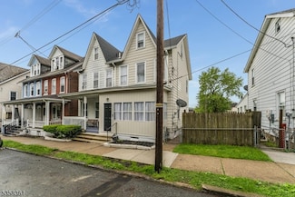 210 Lewis St, Phillipsburg, NJ 08865