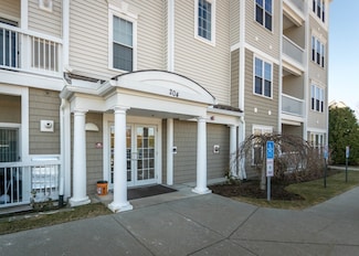 204 Clocktower Dr Unit 6302, Waltham, MA 02452