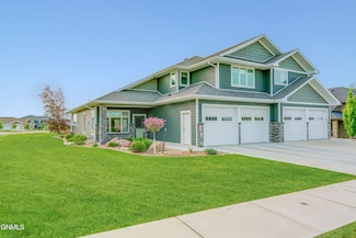 1424 Community Loop, Bismarck, ND 58503