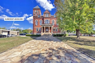 25 E Wiseman Ave, Fayetteville, WV 25840