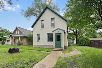 226 3rd Ave NE, Saint Cloud, MN 56304