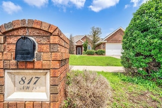 817 NW 76th St, Lawton, OK 73505