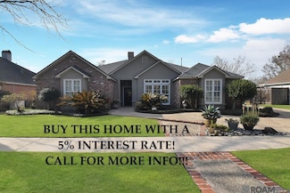 121 University Highlands Ct, Baton Rouge, LA 70808
